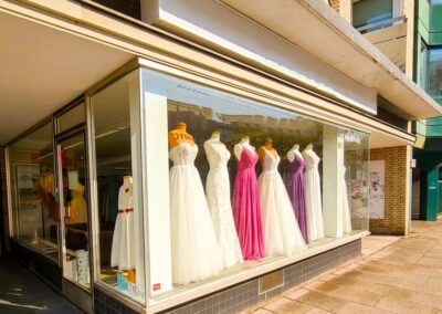 Traditionsreiches Brautmodengeschäft in begehrter Hamburger Lage sucht Nachfolge