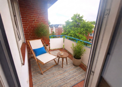 Das Komplettpaket in Hamburg-Horn: Endetagenwohnung mit Loggia, Stellplatz, XXL-Keller