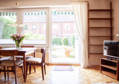 Komfortables Reihenhaus am Stadtpark Norderstedt – Garten + Terrasse + Balkon