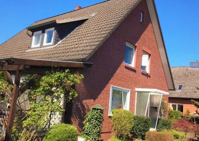 Solides ehrliches Haus möchte zum Leben erweckt werden! 6 Zimmer, Garten, Terrasse, Doppelgarage