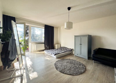 Vermietete 2-Zimmer Wohnung mit TG-Stellplatz in verkehrsgünstiger Lage